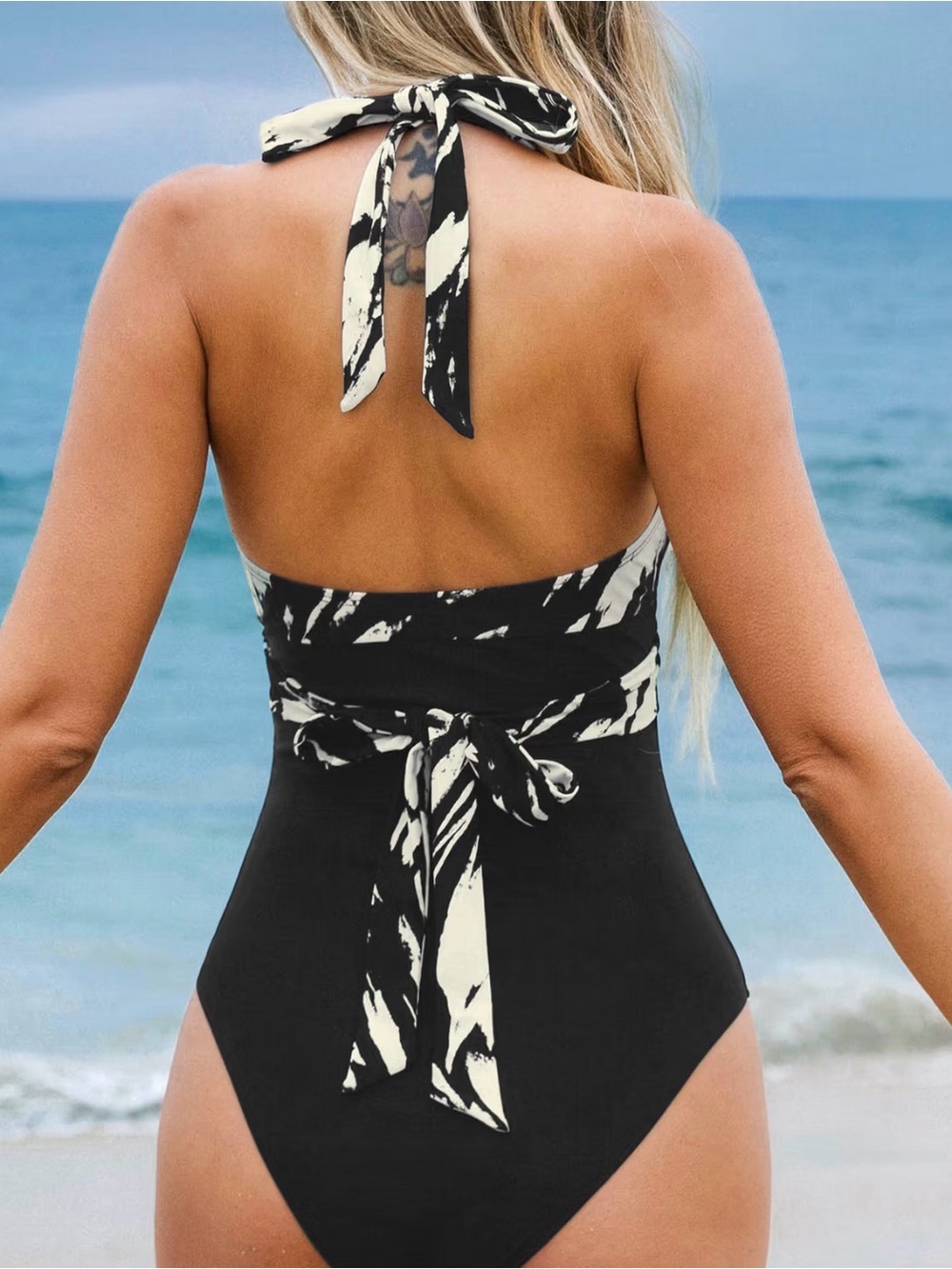 Cupshe Black and White Women's One Piece - Picture 3 of 8